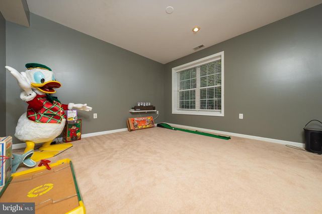 9348 AMARYLLIS AVE, Manassas, VA 20110