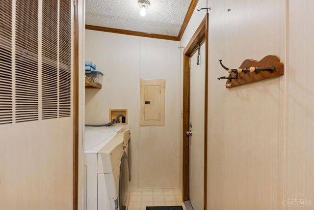 16573 Pine Valley Drive, Sterling Twp, OH 45176