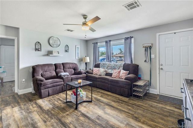 306 Louisiana Avenue, Sulphur, LA 70663