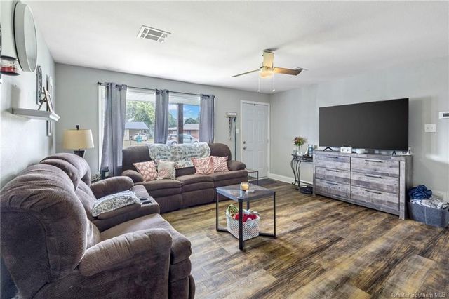 306 Louisiana Avenue, Sulphur, LA 70663