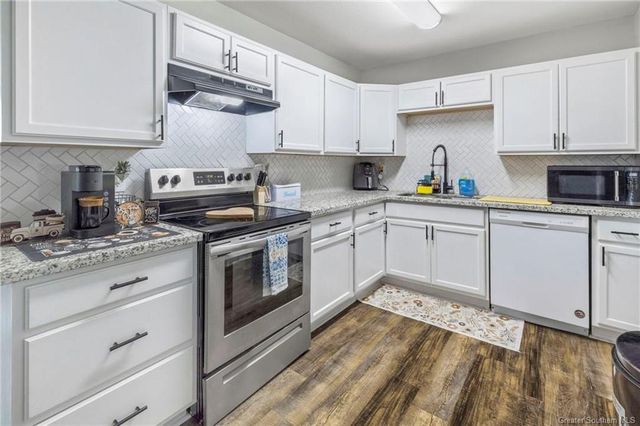 306 Louisiana Avenue, Sulphur, LA 70663