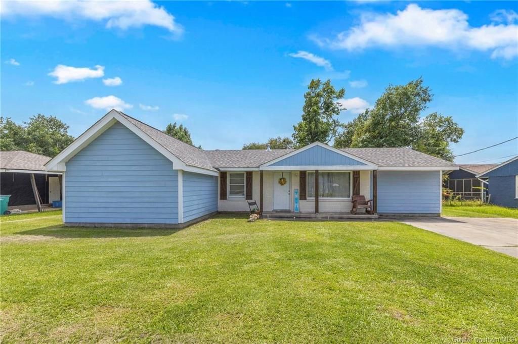 306 Louisiana Avenue, Sulphur, LA 70663