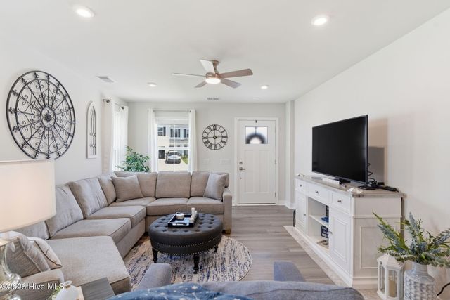 3165 Edgehill Drive, Leland, NC 28451