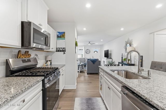 3165 Edgehill Drive, Leland, NC 28451