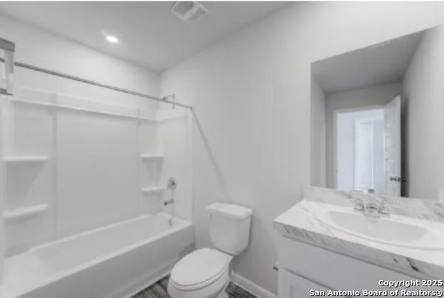 617 Cadena Loop, Kenedy, TX 78119