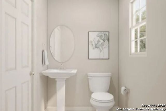 617 Cadena Loop, Kenedy, TX 78119