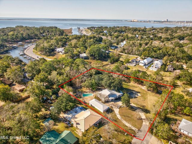 1802 Stuart Avenue, Ocean Springs, MS 39564