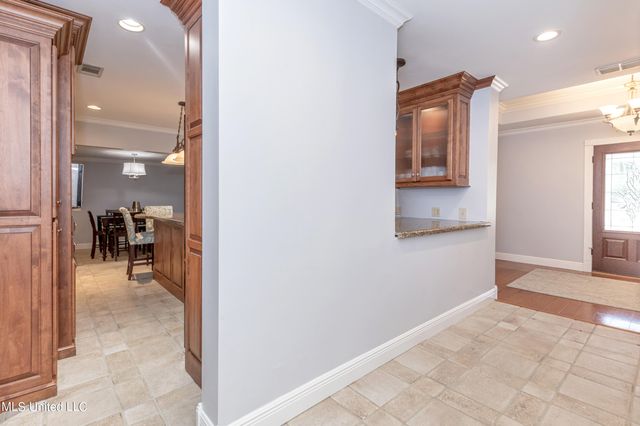 1802 Stuart Avenue, Ocean Springs, MS 39564