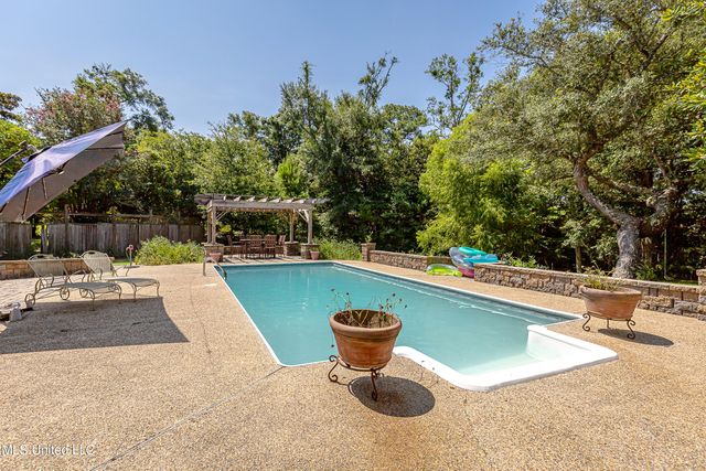 1802 Stuart Avenue, Ocean Springs, MS 39564
