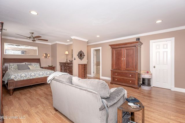 1802 Stuart Avenue, Ocean Springs, MS 39564