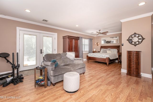 1802 Stuart Avenue, Ocean Springs, MS 39564