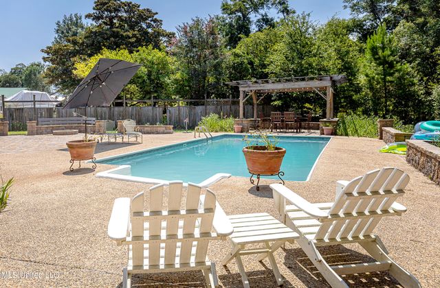 1802 Stuart Avenue, Ocean Springs, MS 39564