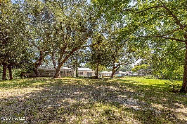 1802 Stuart Avenue, Ocean Springs, MS 39564