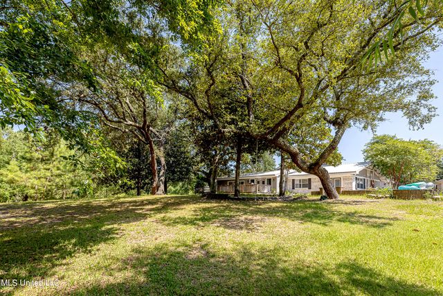 1802 Stuart Avenue, Ocean Springs, MS 39564