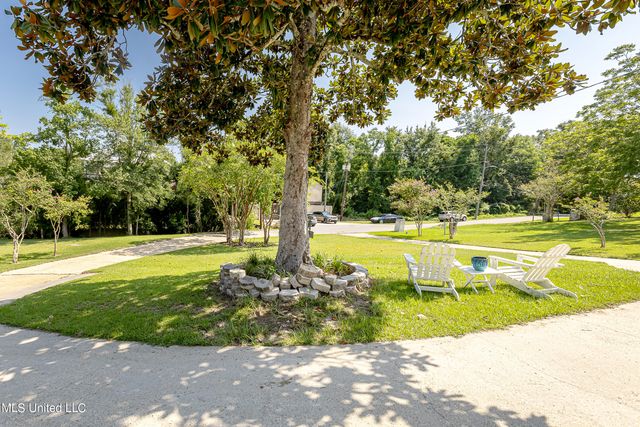 1802 Stuart Avenue, Ocean Springs, MS 39564