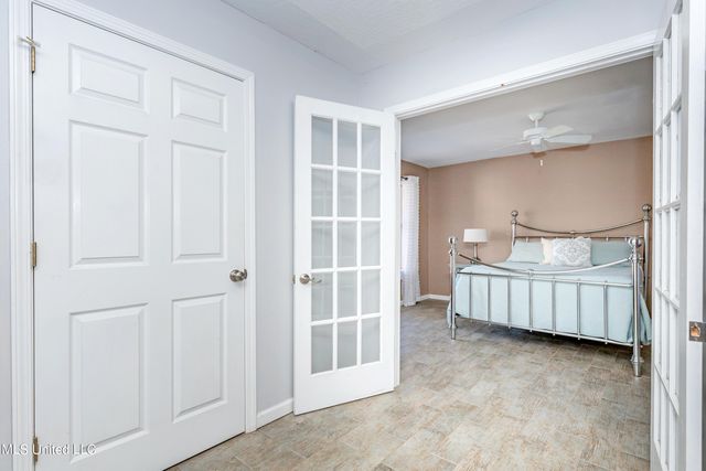 1802 Stuart Avenue, Ocean Springs, MS 39564