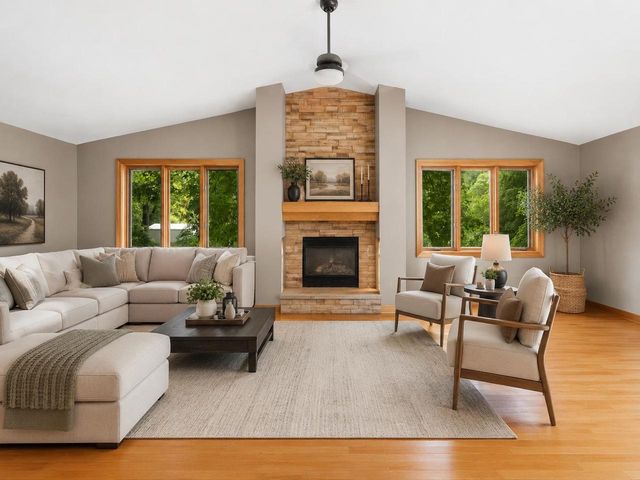 633 Pony Lane, Sun Prairie, WI 53590