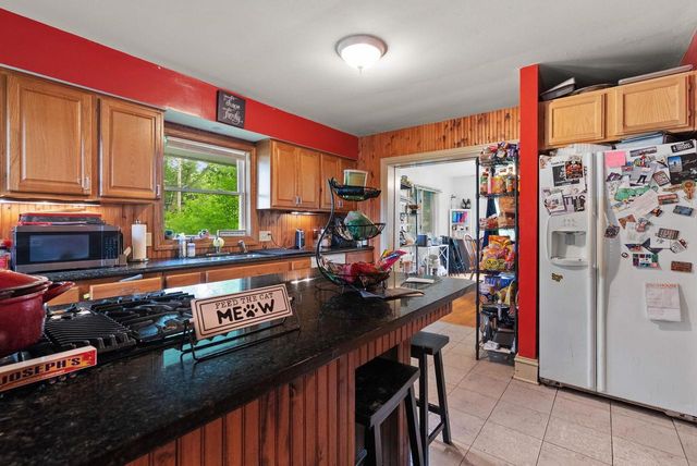 633 Pony Lane, Sun Prairie, WI 53590