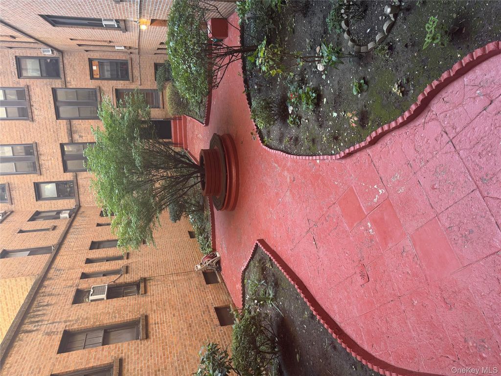 35-64 89th Street, Jackson Heights, NY 11372