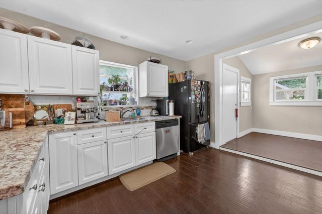 3424 45th St, Sacramento, CA 95820