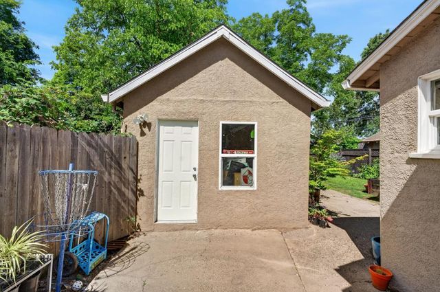 3424 45th St, Sacramento, CA 95820