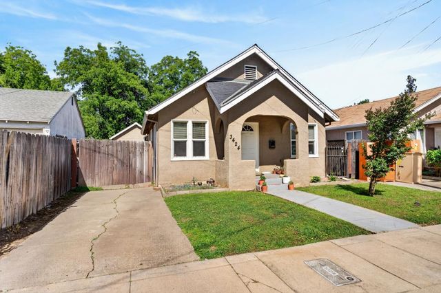 3424 45th St, Sacramento, CA 95820