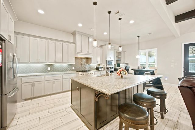 11215 Mason Drive, Lavon, TX 75166