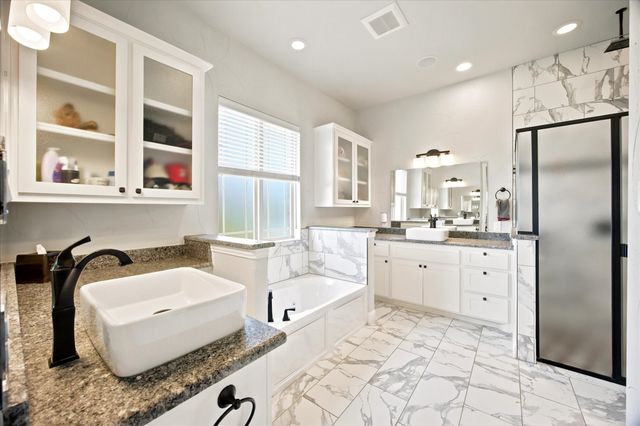 11215 Mason Drive, Lavon, TX 75166