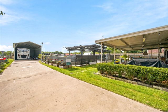 11215 Mason Drive, Lavon, TX 75166