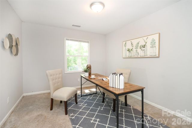 609 Fawnbrook Lane, Charlotte, NC 28217