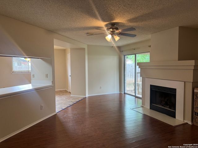 5251 SENISA SPGS, San Antonio, TX 78251