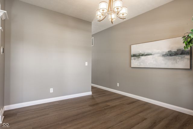 3627 Mossy Rock Drive, Zionsville, IN 46077