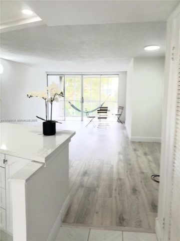1670 NE 191st Street 404-3, Miami, FL 33179