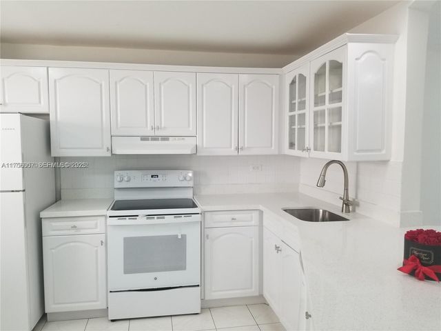 1670 NE 191st Street 404-3, Miami, FL 33179