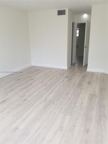 1670 NE 191st Street 404-3, Miami, FL 33179