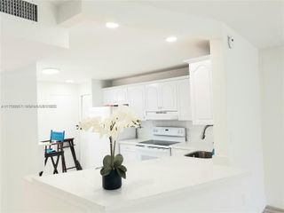 1670 NE 191st Street 404-3, Miami, FL 33179