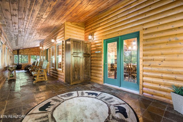 2471 Cove Mountain Lane, Sevierville, TN 37862