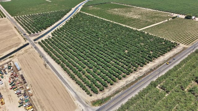 0 S Willow Avenue, Fresno, CA 93725