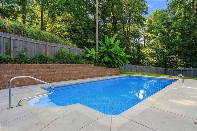 803 Rocky Ridge Court, Canton, GA 30114