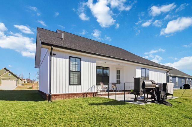 120 Hawk Lane, Mt Sterling, KY 40353