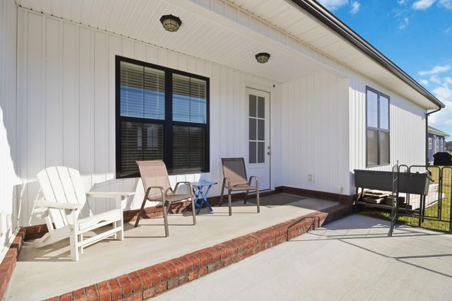 120 Hawk Lane, Mt Sterling, KY 40353