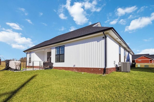 120 Hawk Lane, Mt Sterling, KY 40353