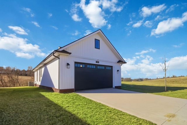 120 Hawk Lane, Mt Sterling, KY 40353