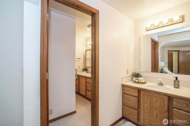 5933 Cotton Drive SE, Olympia, WA 98513