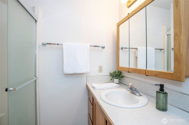 5933 Cotton Drive SE, Olympia, WA 98513