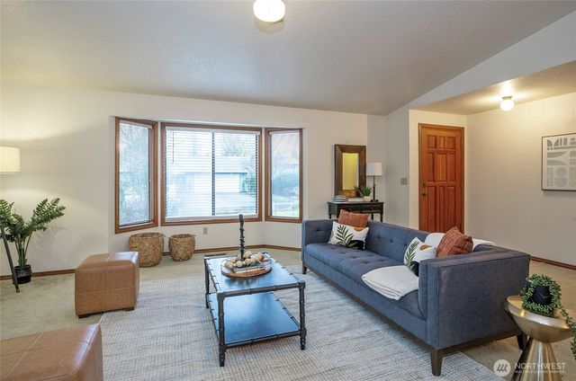 5933 Cotton Drive SE, Olympia, WA 98513