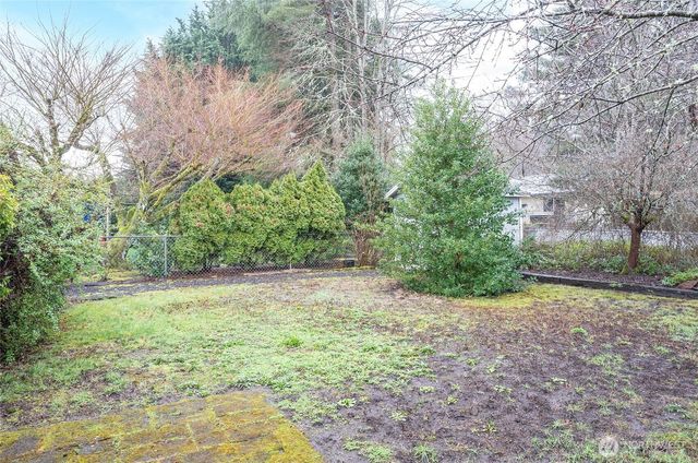 5933 Cotton Drive SE, Olympia, WA 98513