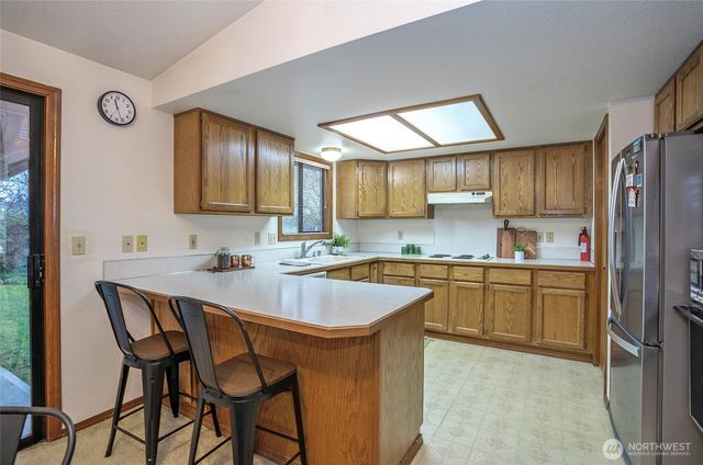 5933 Cotton Drive SE, Olympia, WA 98513