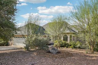 311 N West Lane, Kerrville, TX 78028