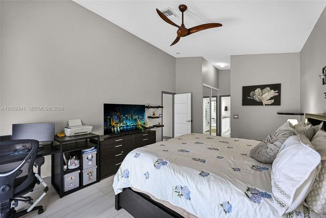 15982 NW 12th Ct, Pembroke Pines, FL 33028